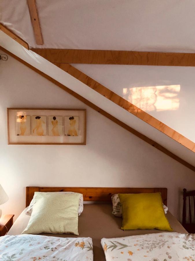 Zoei'S Place